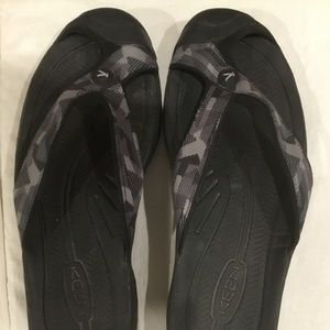 Keen Men 11.5 Sandal Flip Flop